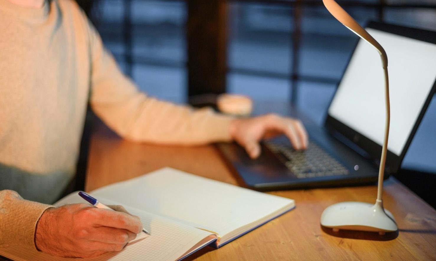 Séance de formation kalixnovia sur la gestion émotionnelle des investissements